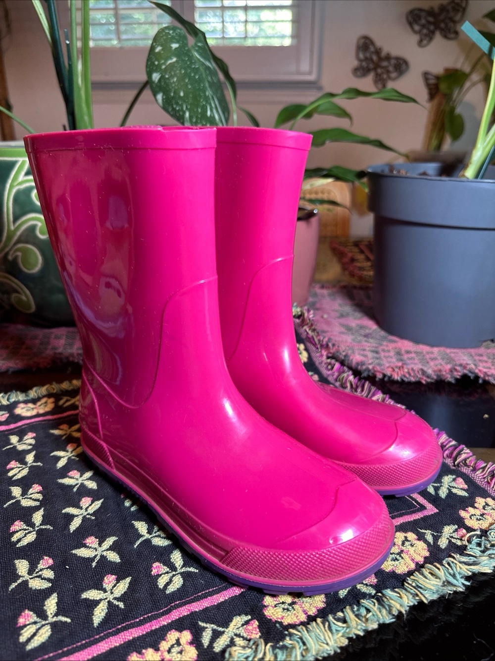 Kids Pink Rubber Rain Boots Size 2-3 Canada Waterproof Outdoor Mud Puddle Boots